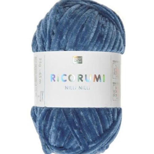 Pelote Ricorumi Nilli Nilli : La Chenille Polyester Pour Des Amigurumis Élégants - 25 Gr - Rico Design 013 Bleu