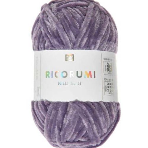 Pelote Ricorumi Nilli Nilli : La Chenille Polyester Pour Des Amigurumis Élégants - 25 Gr - Rico Design 012 Violet Lilas