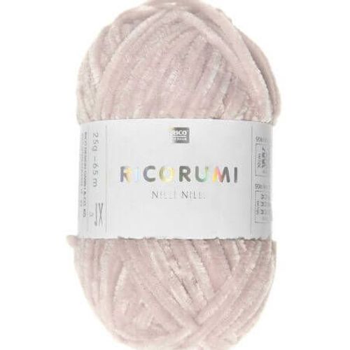 Pelote Ricorumi Nilli Nilli : La Chenille Polyester Pour Des Amigurumis Élégants - 25 Gr - Rico Design 05 Rose Poudre