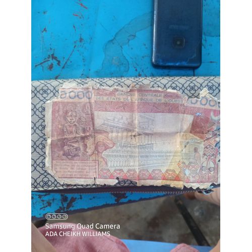 Vente Des Anciens Billets Et Pièce De L¿Afrique