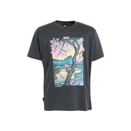 New Balance - At Graphic Cotton Jersey Short Sleeve T-Shirt - Tops - T-Shirts Sur Yoox.Com