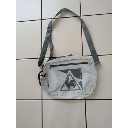 sac de sport gris / sacoche LE COQ SPORTIF avec bandoulière 33cm / 28cm / 9cm