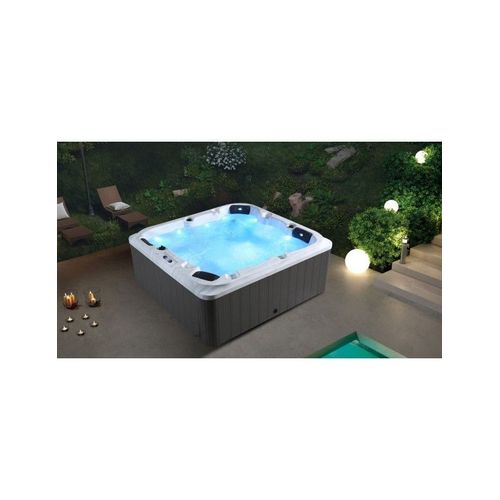 SPA TOPAZE 33 jets 5 places 220x210x83 cm--
