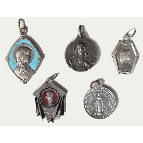 Lot De 5 Médailles Religieuses Dont Quelques Unes Anciennes