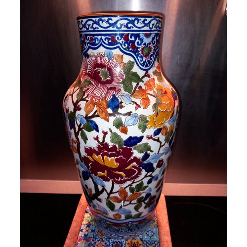 Gien : Grand (37cm) vase balustre Octogone de Gien à décors de pivoine