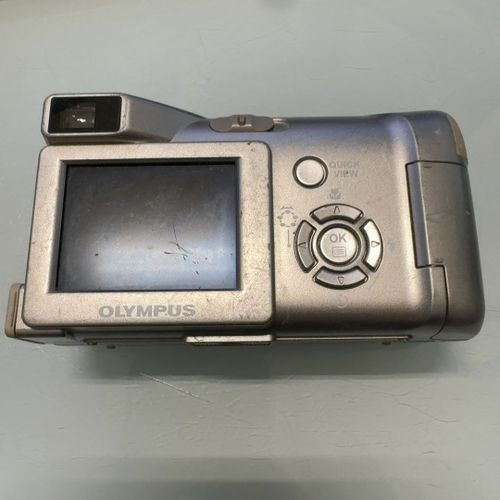 Appareil photo Compact Olympus CAMEDIA C-310ZOOM  Appareil photo numérique - compact - 3.2 MP - 3x zoom optique