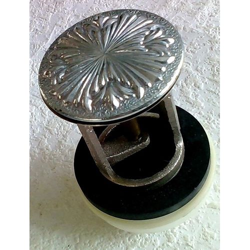 BONDE DE LAVABO EN LAITON PORCHER AVEC CLAPET ARGENTE