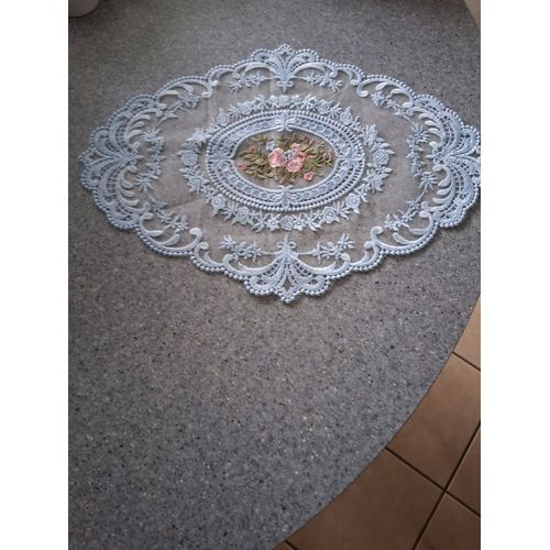 Napperon Ovale Dentelle Brodé Floral Bleu