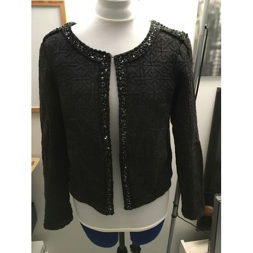Veste Courte Mango Taille M Noire Effet Délavé Avec Sequins