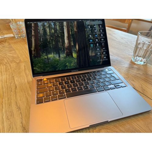 Apple MacBook Pro 13" Intel Core i5 - 2 Ghz - Ram 16 Go - SSD 1 To