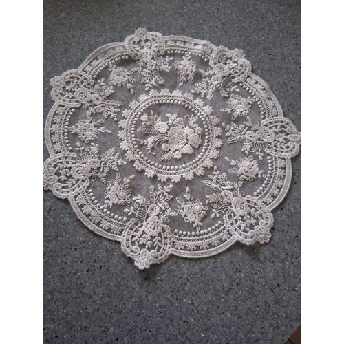 Napperon Rond En Dentelle Floral Blanc