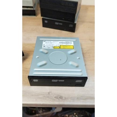 Lecteur graveur de cd DVD hl data storage Gsa-h60n pour pc connectique sata