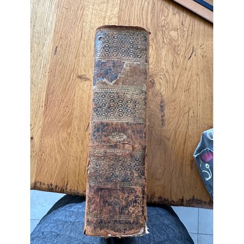 Livres Anciens Année  18019 La Sainte Bible