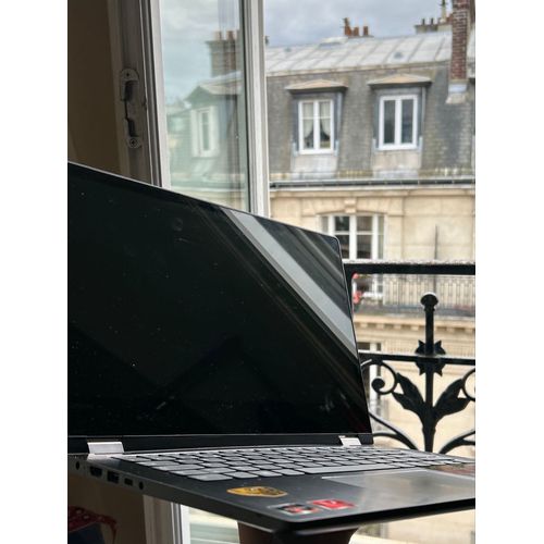 Lenovo Yoga 530 - 14" AMD Ryzen 3 - Ram 8 Go - DD 120 Go
