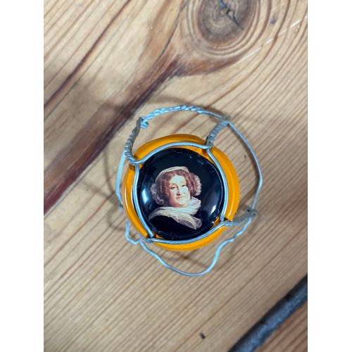 Capsule De Champagne Veuve Cliquot