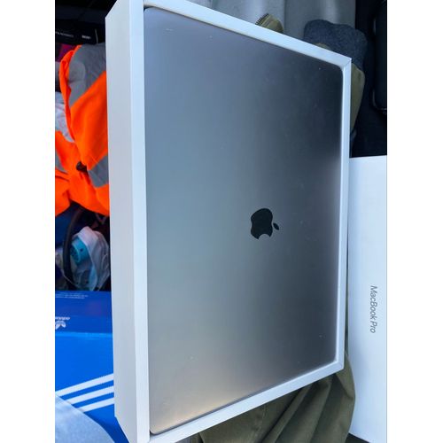 Apple MacBook Pro 2019 - 13.3" Intel Core i5 - Ram 16 Go - DD 512 Go