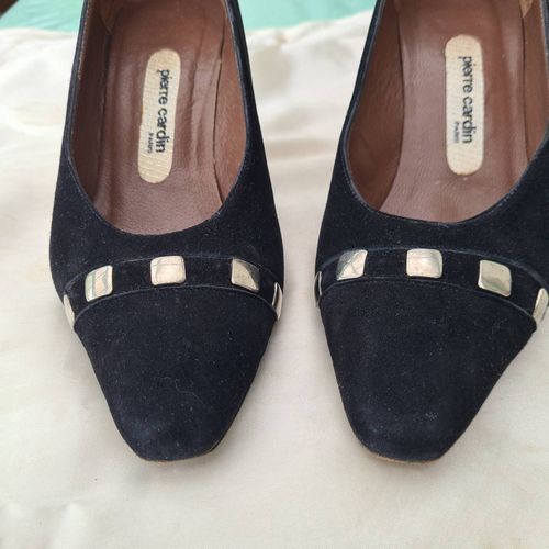 Escarpins Pierre Cardin Noir . Integrzlement Cuir. Dessus Daim. - 37