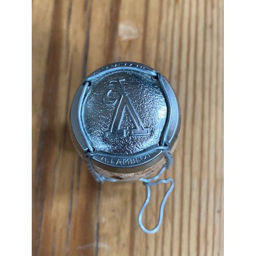 Capsule De Champagne À Lamblot Avec Bouchon Et Muselet