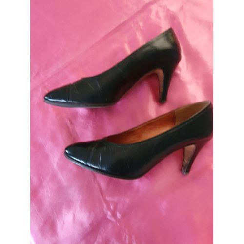 Escarpins Tout En Cuir Noir Et Vernis Taille 38