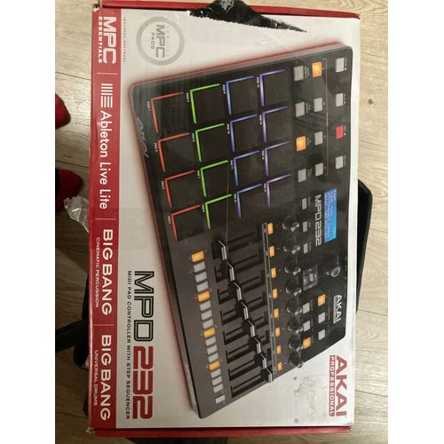 Akai Mpd 232 Mini Pad Controller With Step Sequencer