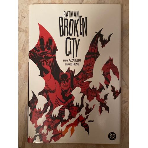 Batman Broken  City Hc Dc Comics