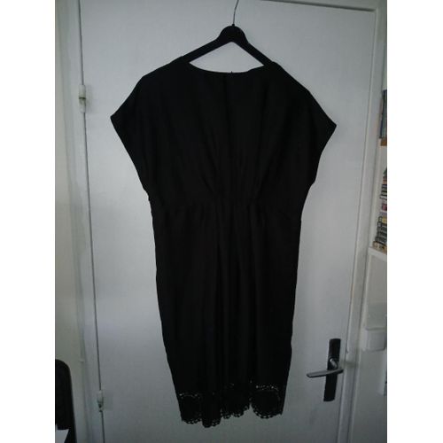 Robe Courte Sans Manches Bas Dentelle