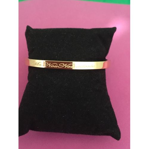 Idées Cadeau🎁Bracelet Jonc Doré, Inscription Des 2 Côté Ma Nounou Adorée, Livré Avec Sa Pochette Cadeau 