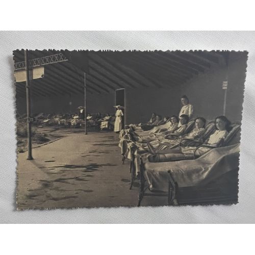 Carte Postale Ancienne Hôpital Saint Joseph De Paris : Pavillon Des Tuberculeux - La Cure Des Femmes