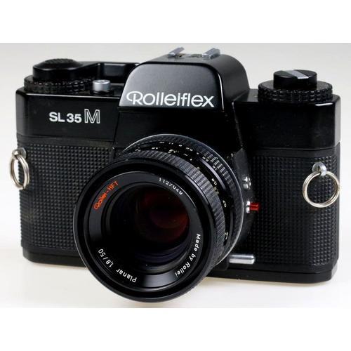 ROLLEI SL35 M avec HFT planaire 50 mm f/1,8, appareil photo argentique