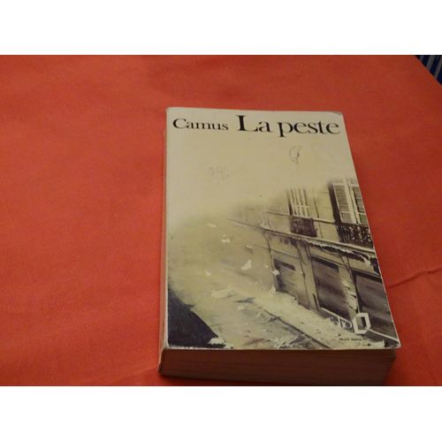 La Peste . . . Albert Camus . 1913 - 1960 . Écrivain , Philosophe , Journaliste , Romancier , Dramaturge , Essayiste Et Nouvelliste Français . . . Folio .1975 .