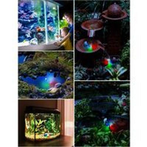 Pompe d'aquarium avec 4 lumières LED multicolores Mini pompe à eau 300 l/h résiste au brleur sec (48 heures), pompe pour aquarium, bassin, fontaine, jardin, pas de bruit, cable 1,5 m