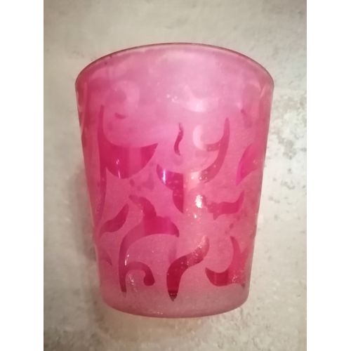 pot ou vase rose en verre