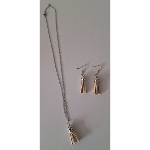 Parure Collier Et Boucles D'Oreilles Fantaisie