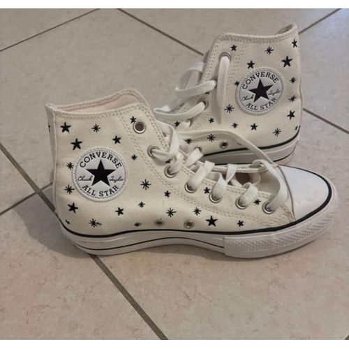 Converse Blanche Avec Étoile Noire - 37-38