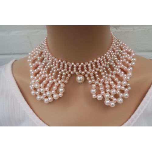 Collier Plastron Perles Col Claudine Effet Perles Roses