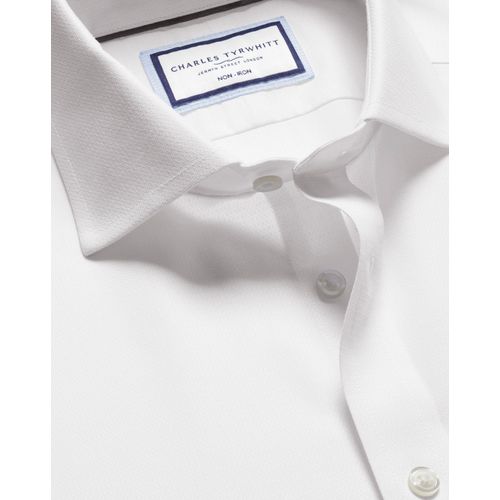 Chemise Extensible À Tissage Kensington Et Col Italien Sans Repassage - Blanc Pour Homme Par Charles Tyrwhitt