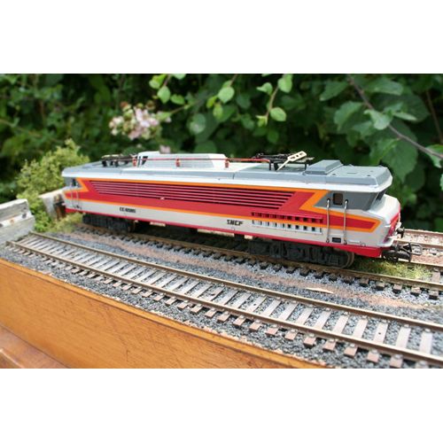 Locomotive Électrique Sncf De Type Cc 6505 1500 Volts De La Marque Jouef À L'Échelle Ho Ref 8435 En Boite D'Origine En Bon État.-Jouef