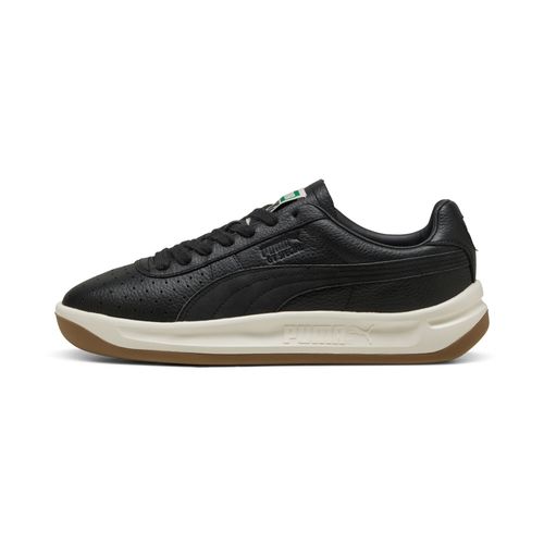 Chaussures Sneakers Gv Special Base