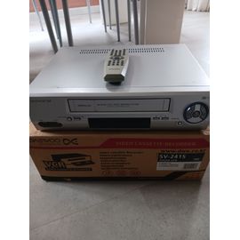 magnétoscope Daewoo et sa télécommande