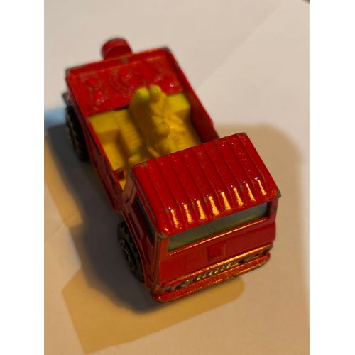 Majorette camion explorateur pompiers 