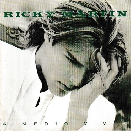 Ricky Martin A Medio Vivir Import Latin 1cd 12 Titres Ballad Latina (P) 1995 ®Cbs Inc. ®Sony Corporation ©®Sony Music Entertainment Mexico Distribudo Por ®Sony Music Madrid 1ère Édition Cd Rare Épuisé