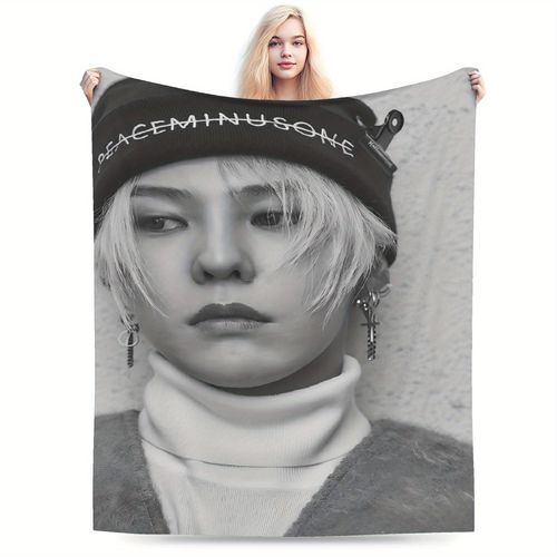 Couverture En Flanelle Imprimee Numériquement Sur Le Theme Du Dessin Anime Glam Style, Douce, Chaude, Light, Tissu Non Tissé, Avec Plusieurs Tailles Disponibles Pour Canape, Lit, Voyag