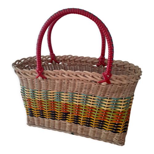 Panier osier et scoubidou multicolore