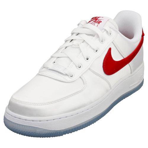Nike Air Force 1 07 Ess Baskets Mode Blanc Rouge