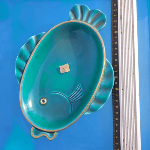 Petit Plat En Forme De Poisson Vintage Modèle Numéroté 4516 - Porcelaine Made In France - 26 Cm