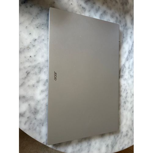 Acer Aspire A315-44P-R8WK - 15.6" AMD Ryzen 5 - Ram 8 Go - DD 512 Go