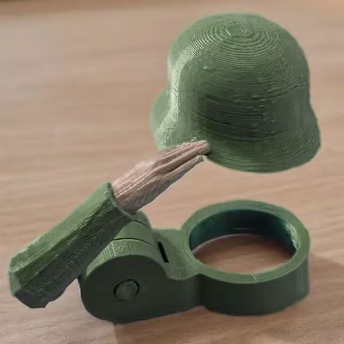 Casque De Bouteille De Bière De Salut De Soldat, Couvercle De Bouteille Réutilisable, Anti-Poussière Et Étanche, Capuchon Protecteur, Nouveauté, Cadeau Pour Les Collectionneurs D'anciens Combattants-Vert