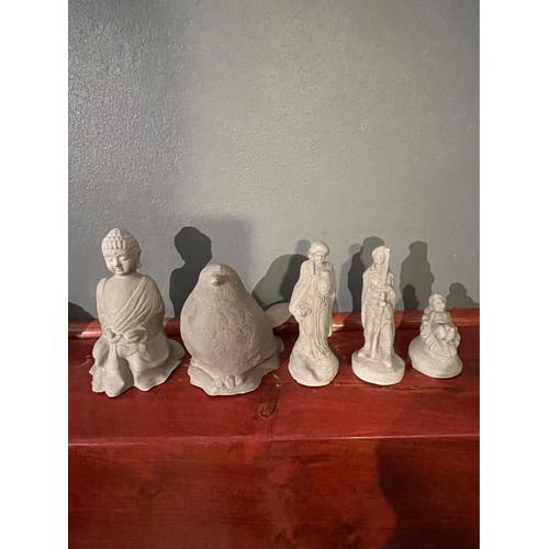 Statues figurines en pierre 
