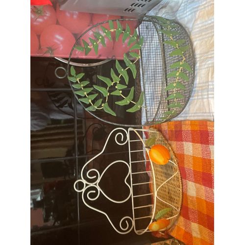 Lot De Deux Étagères À Épices Fer Forgé /Osier  28x22 23x22  Pouvant Être Suspendus Ou Posés 