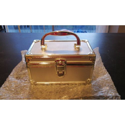 2 Boîtes À Outils / Mallettes À Maquillage 